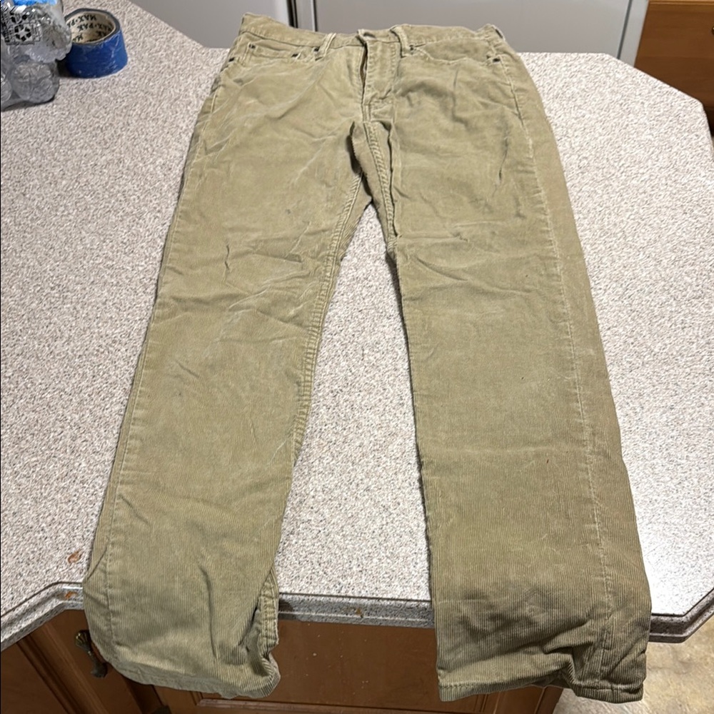 Men's Tan Pants Levi’s 29 W 32 L